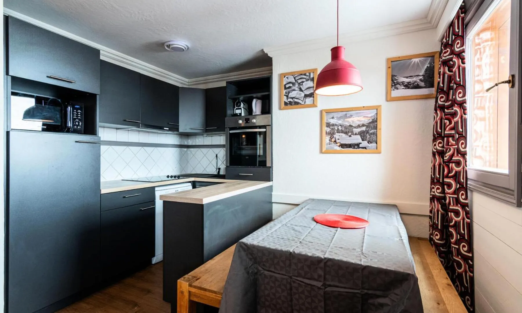 Apartment Chalet Chamois - En Complete Renovation Mae-6361 Val Thorens